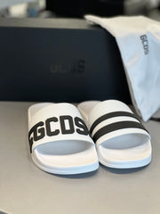 Ciabatte GCDS White black