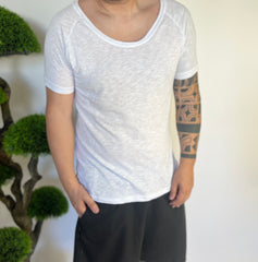 T-Shirt scollata bianca 972