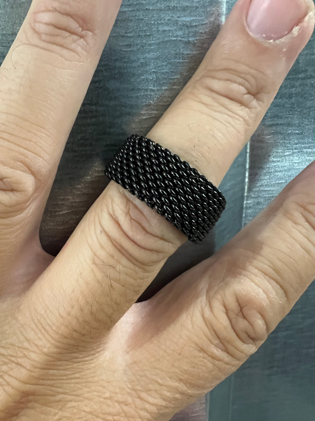 Anello nero molla