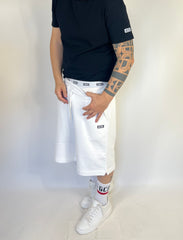 Bermuda GCDS   Milano White