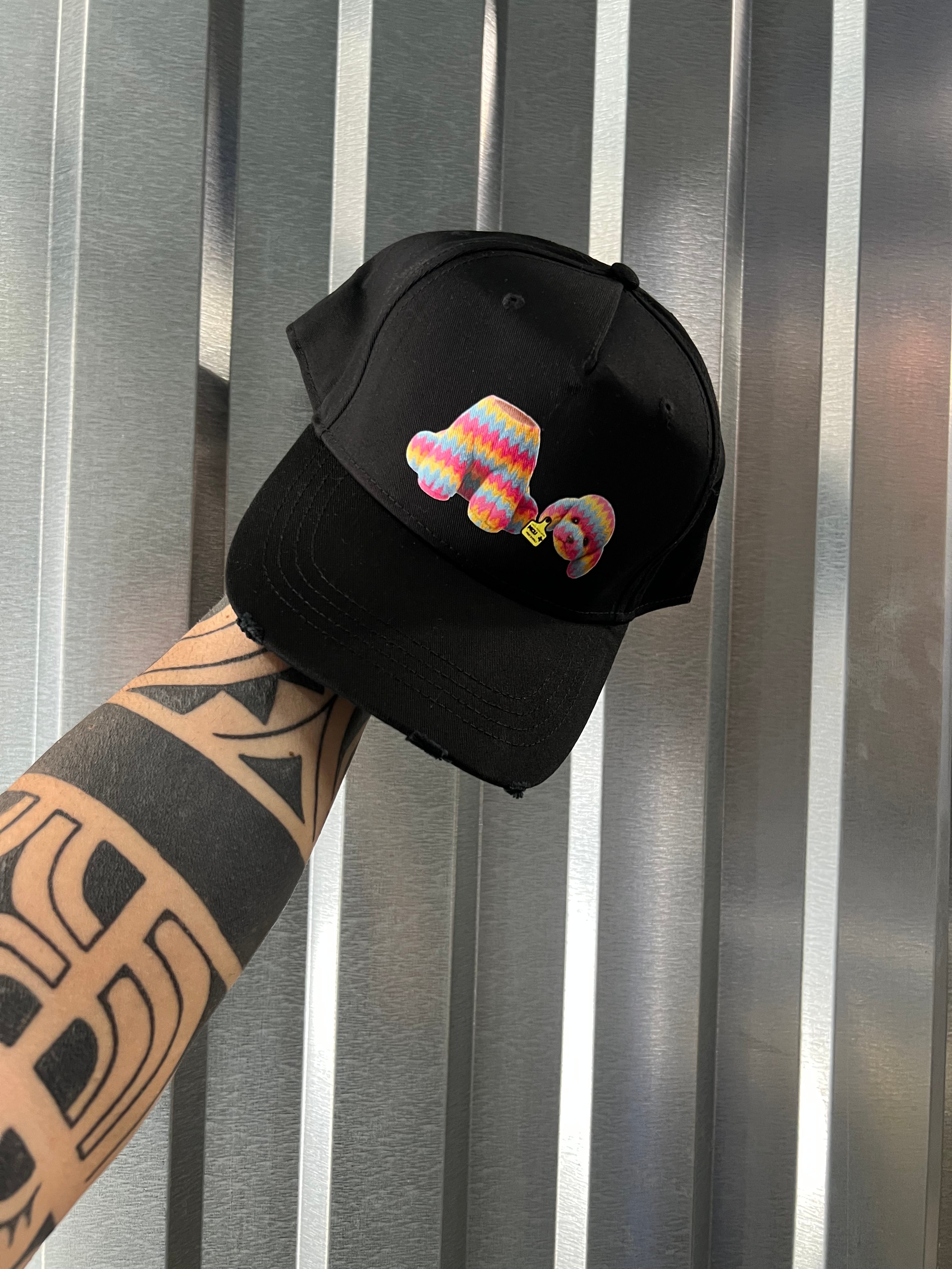 Cappello MCU     Capri