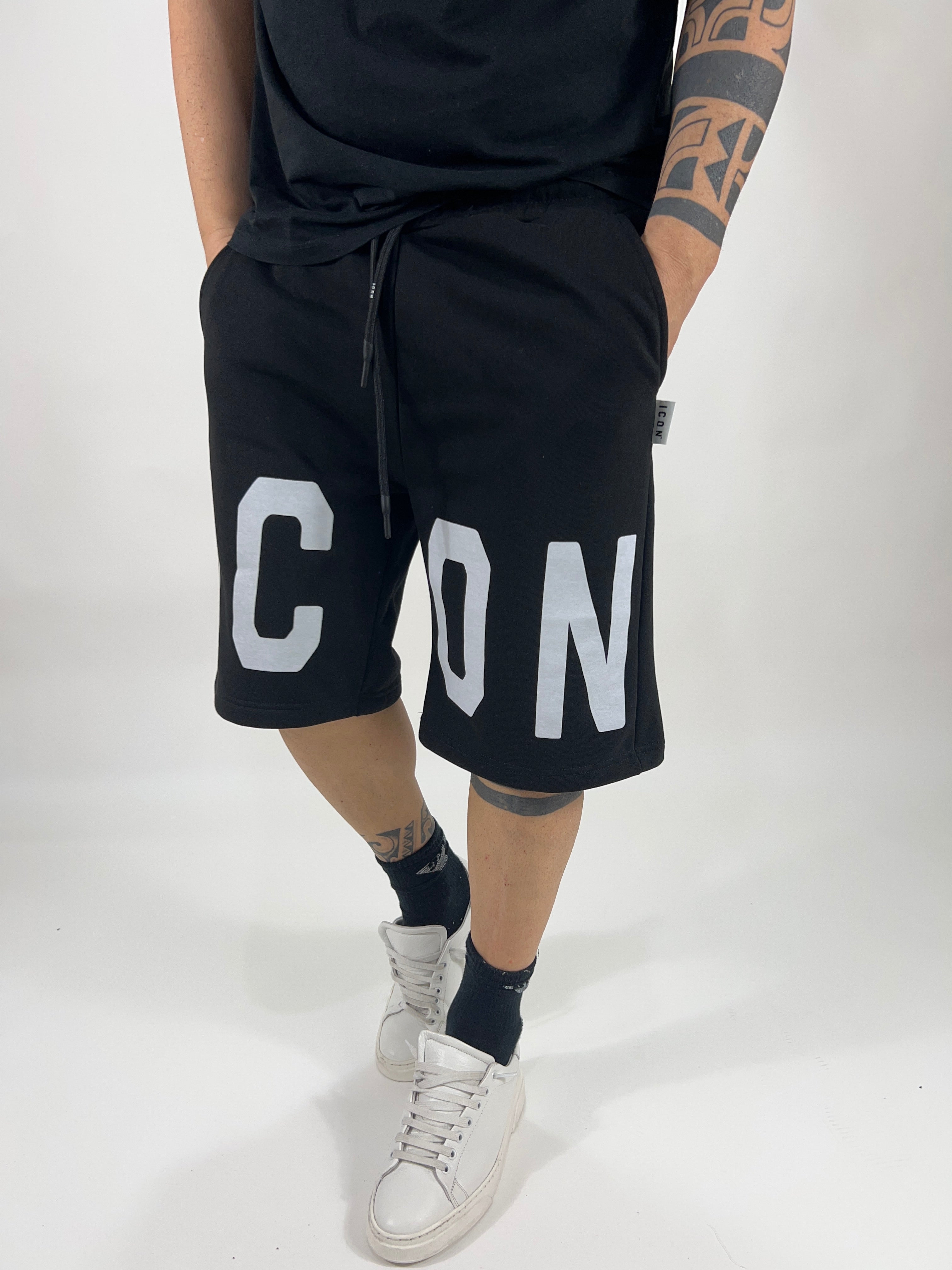 Bermuda ICON  black