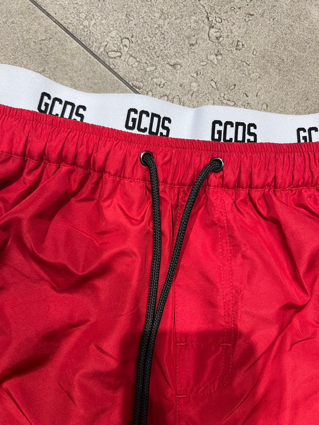 Costume GCDS New York red