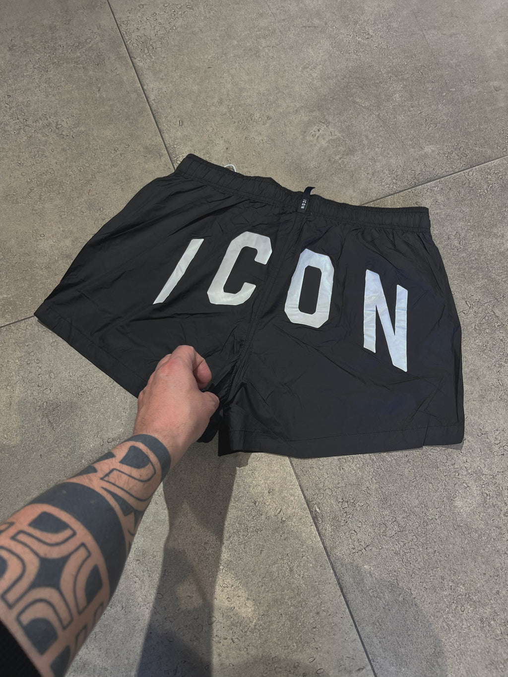 Costume ICON black
