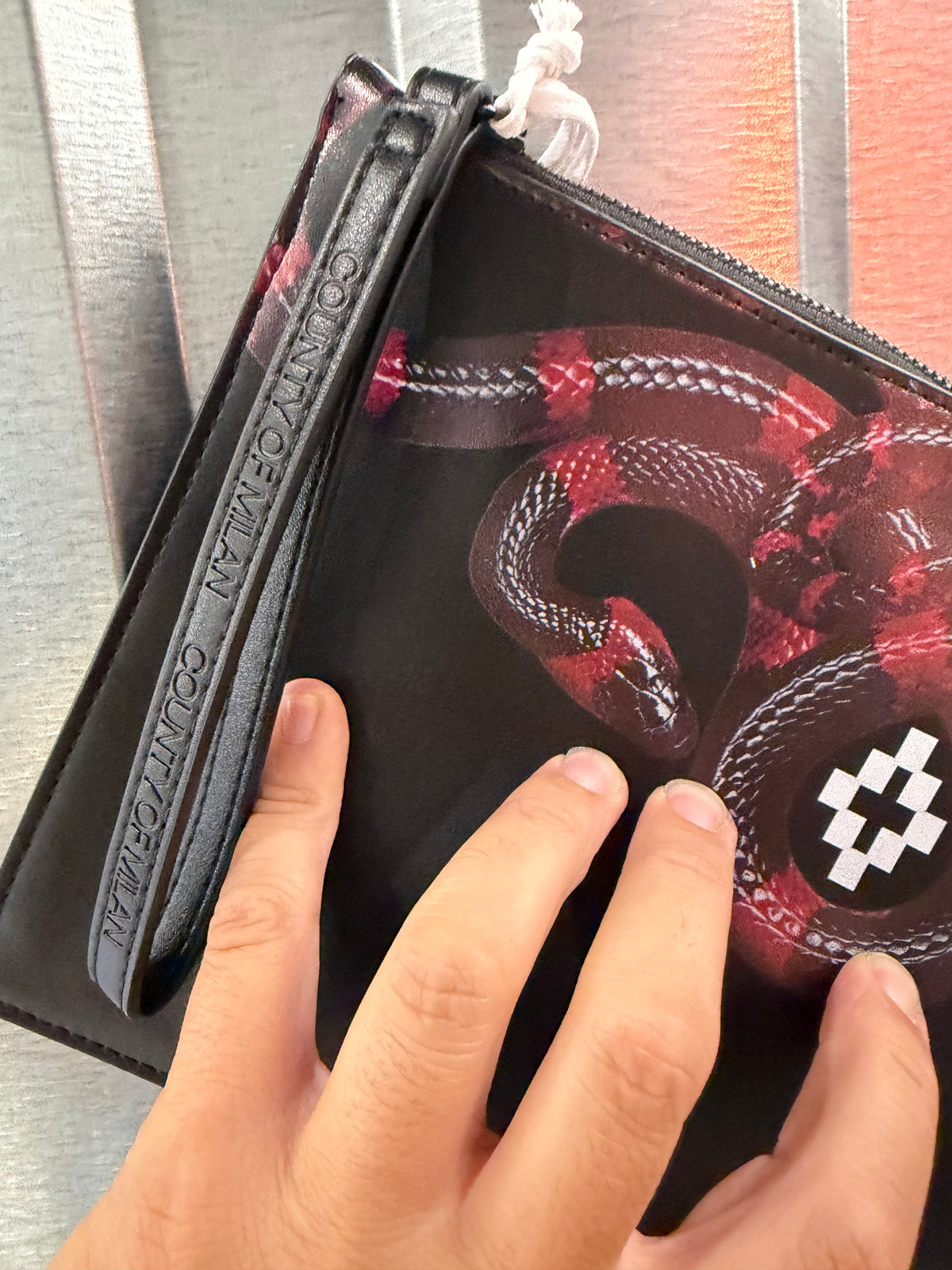 Pochette Marcelo Burlon Londra