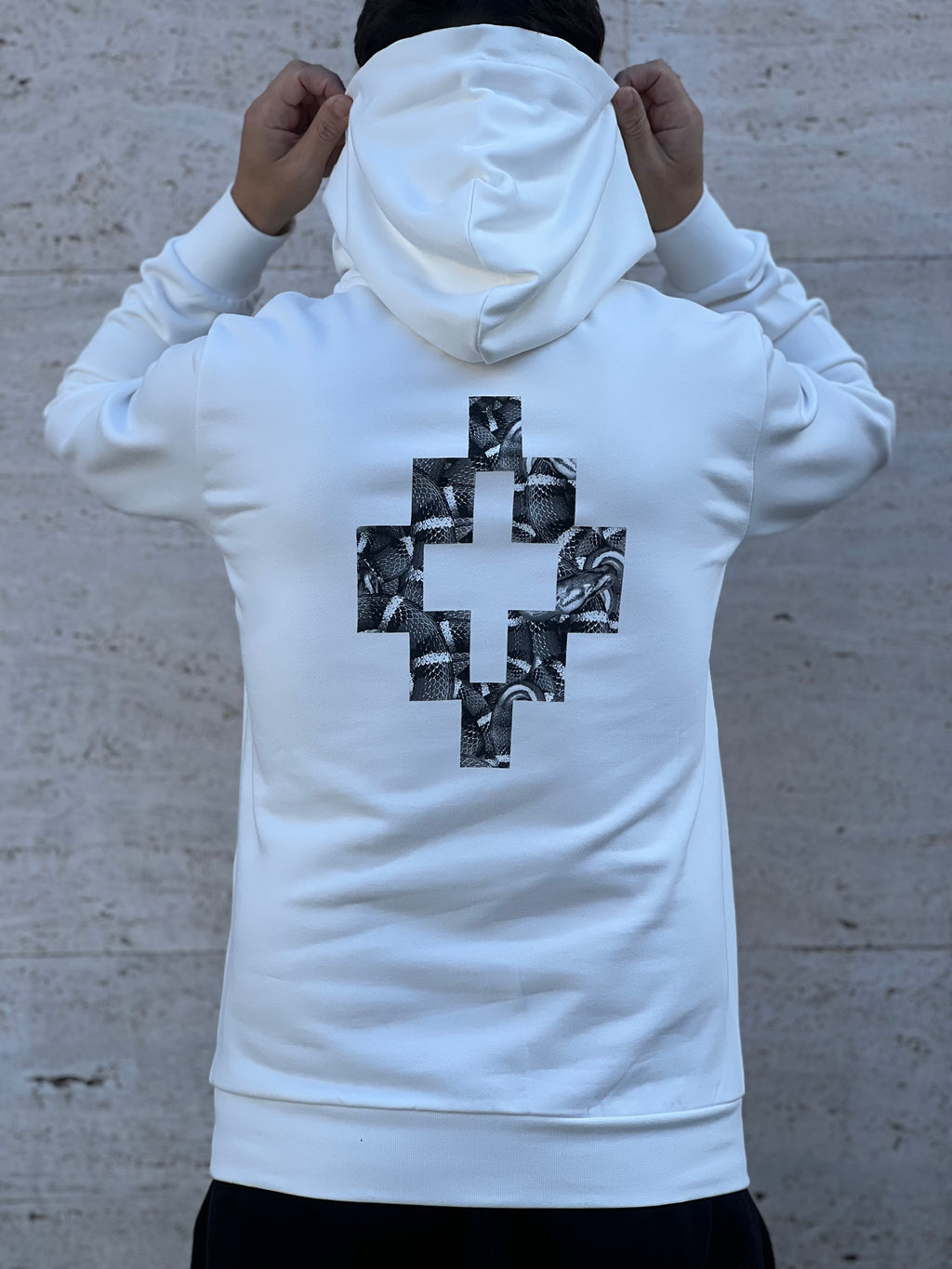 Felpe Marcelo Burlon  Praga