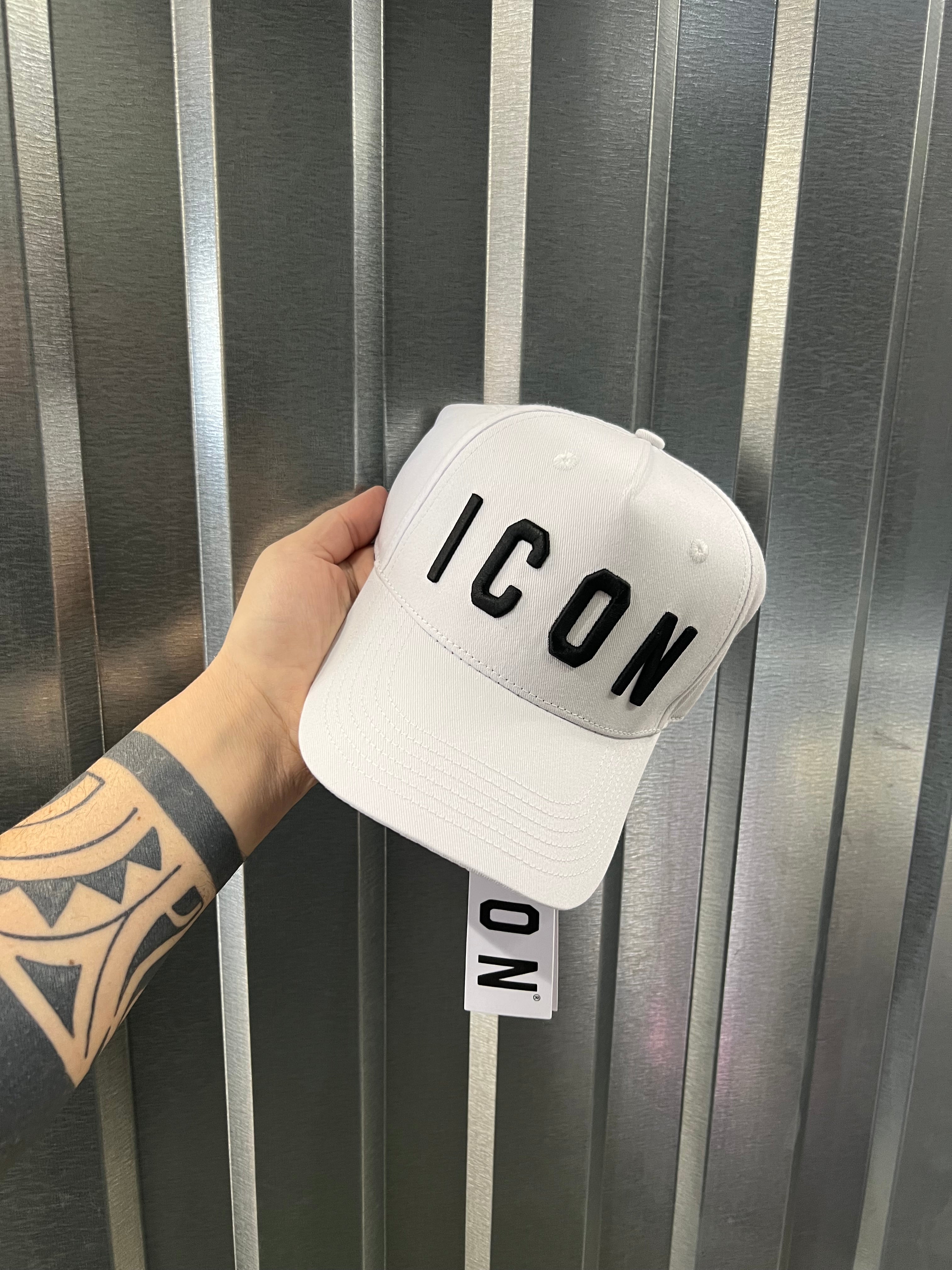 Cappello ICON White