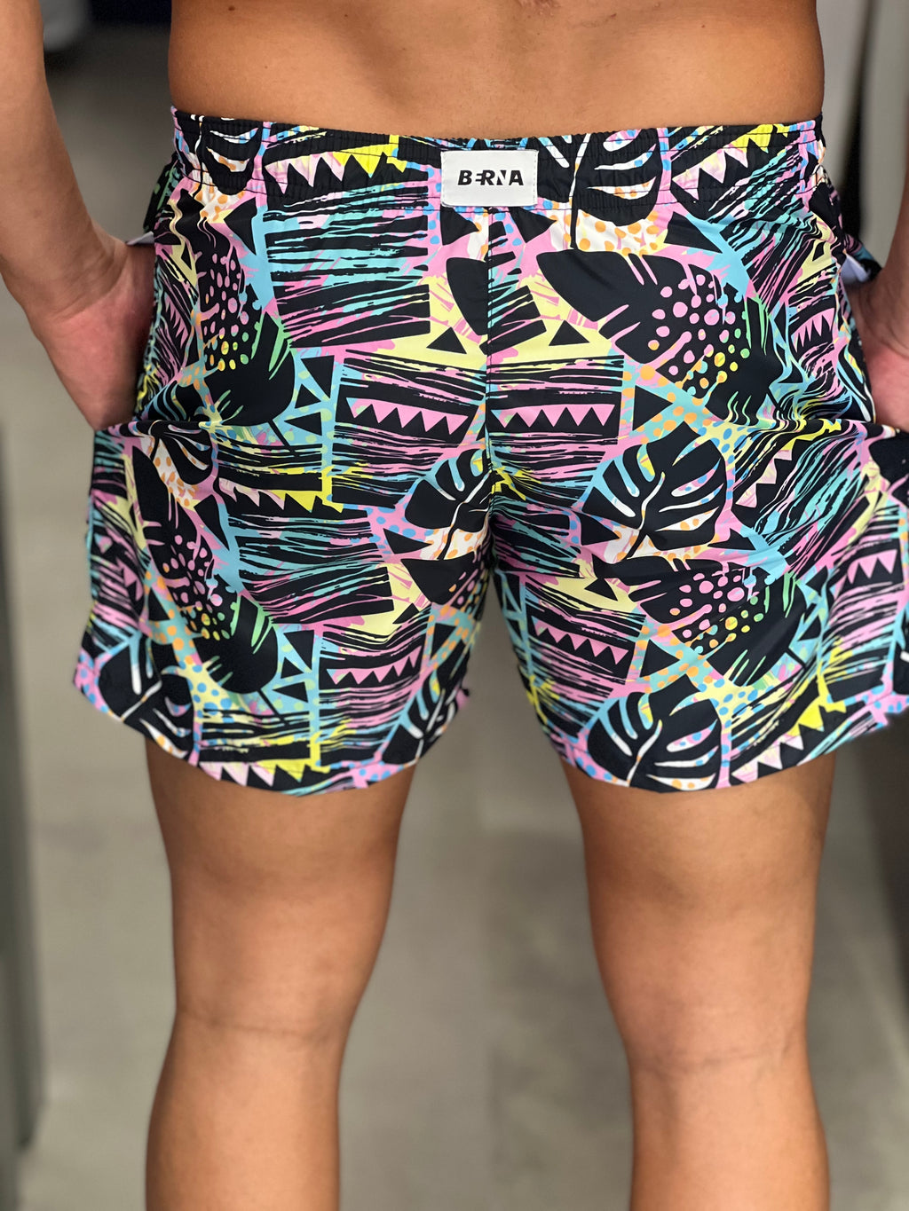 Costume Berna    Paradise