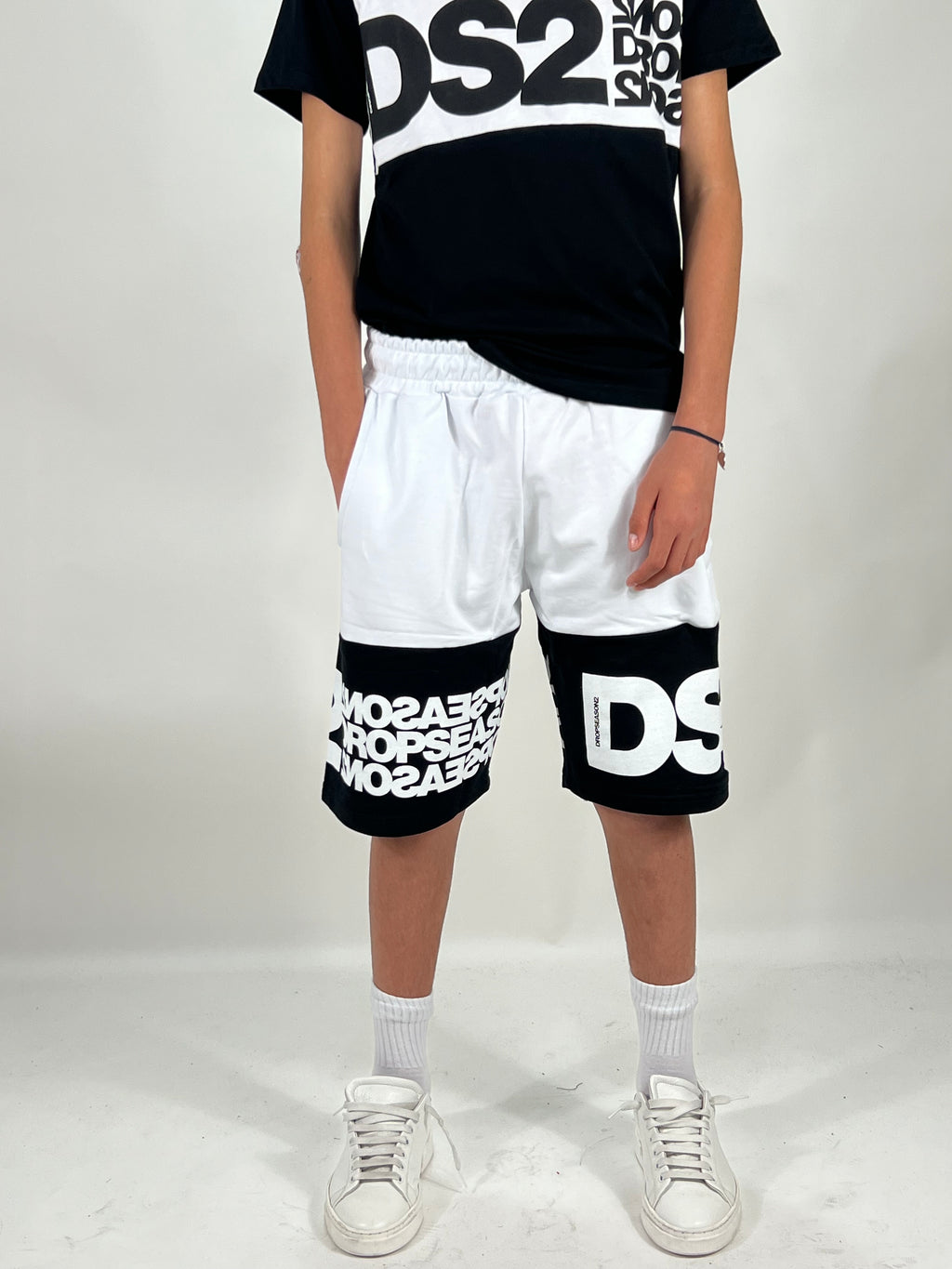 Bermuda DS2  White black