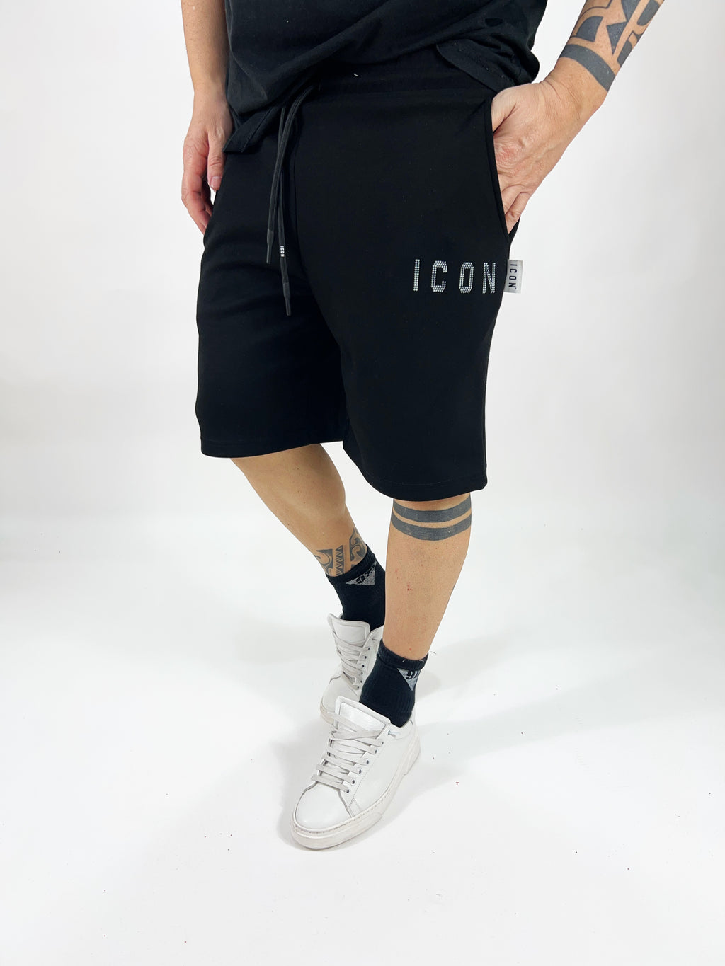 Bermuda ICON    Borchie