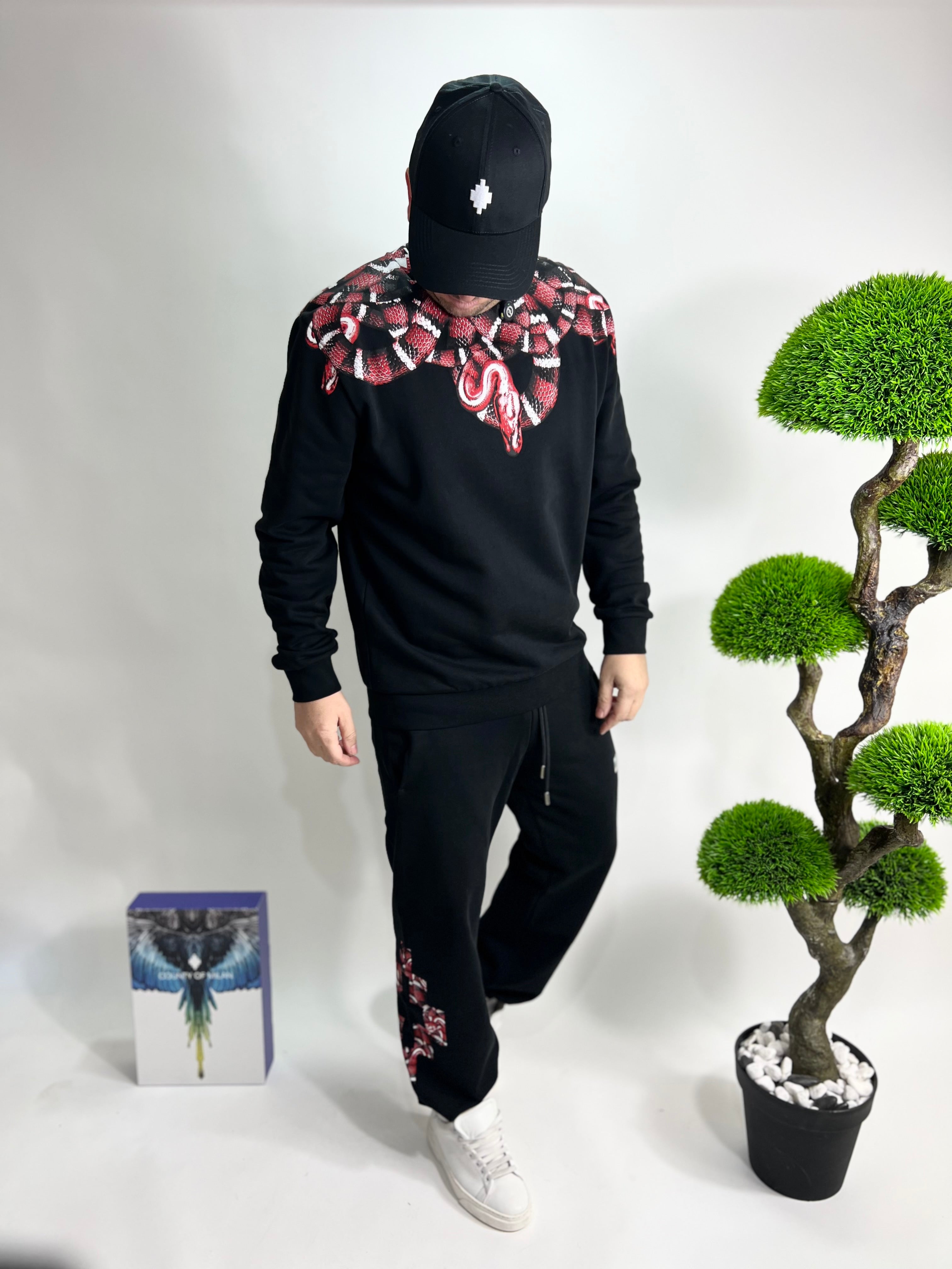 Completo Marcelo Burlon  diablo