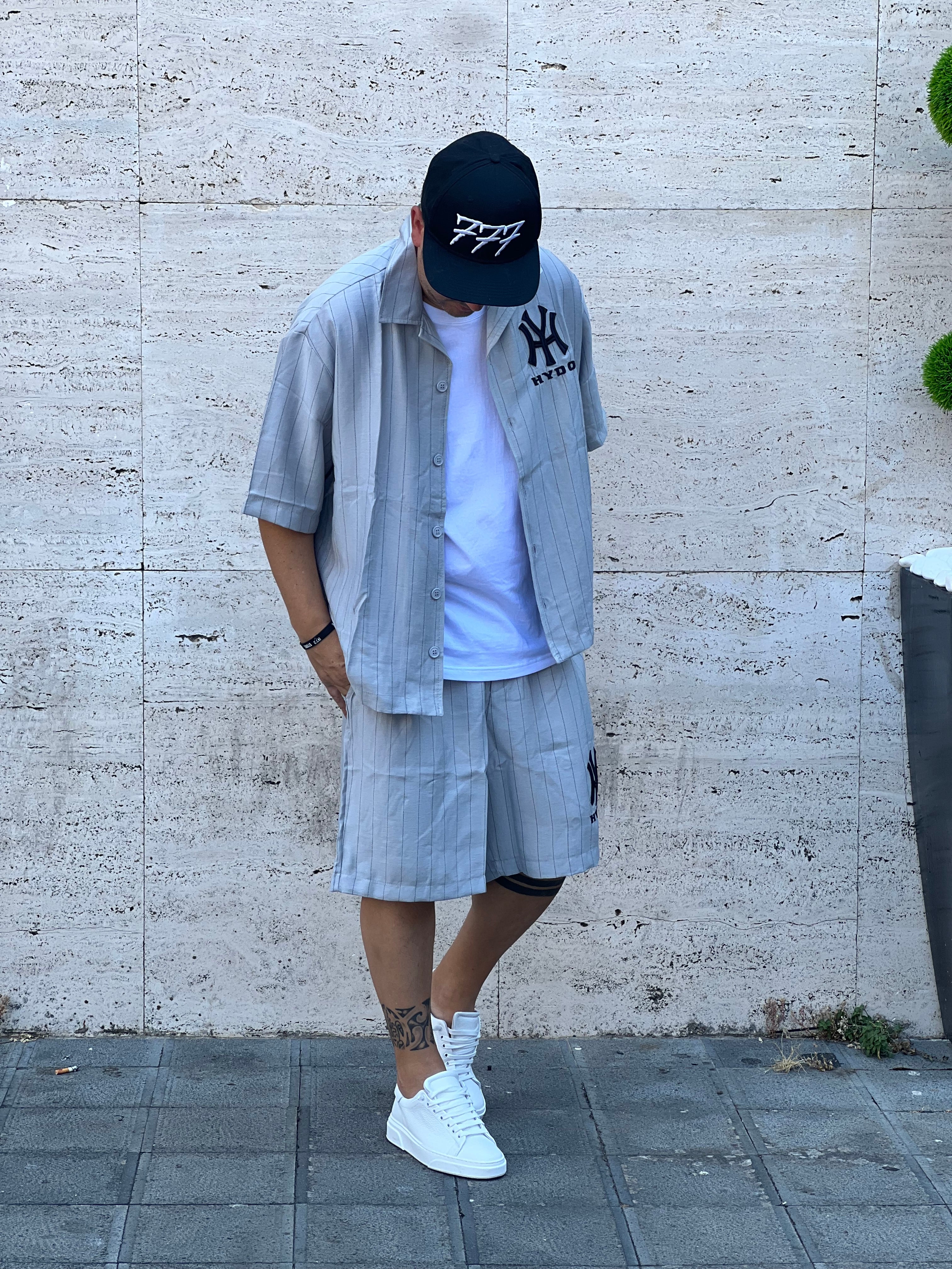 Completo New York grigio