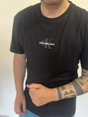 T-Shirt Calvin Klein  black
