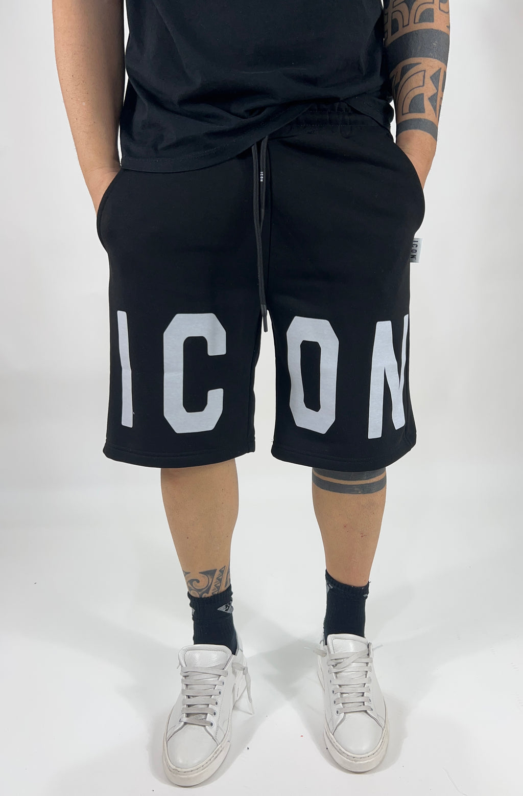 Bermuda ICON  black