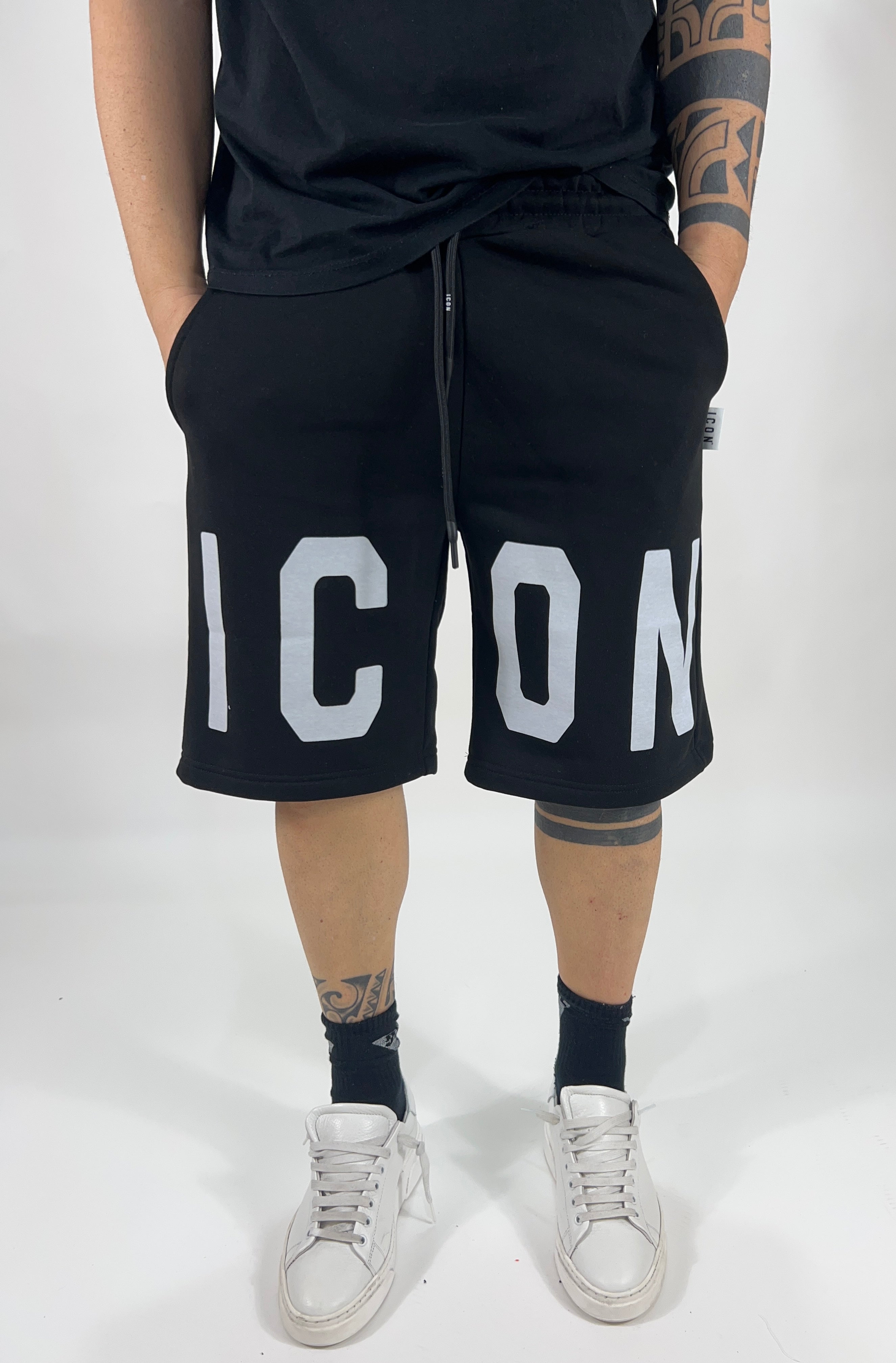 Bermuda ICON  black