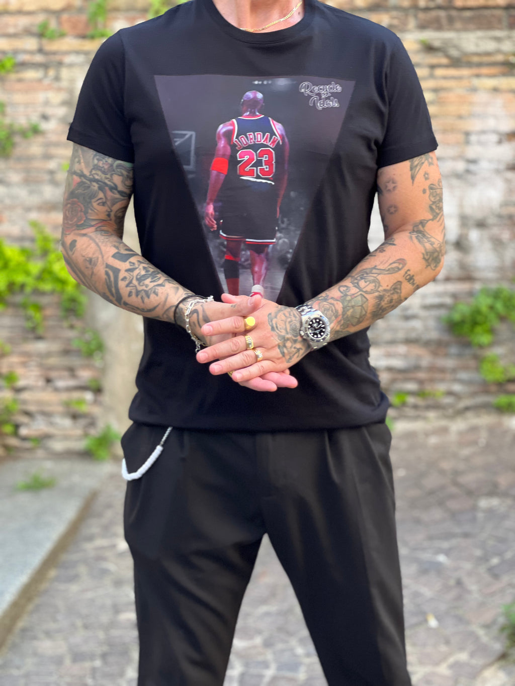 T-Shirt    23 black