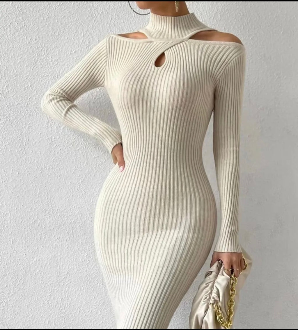 Vestito beige lungo G65
